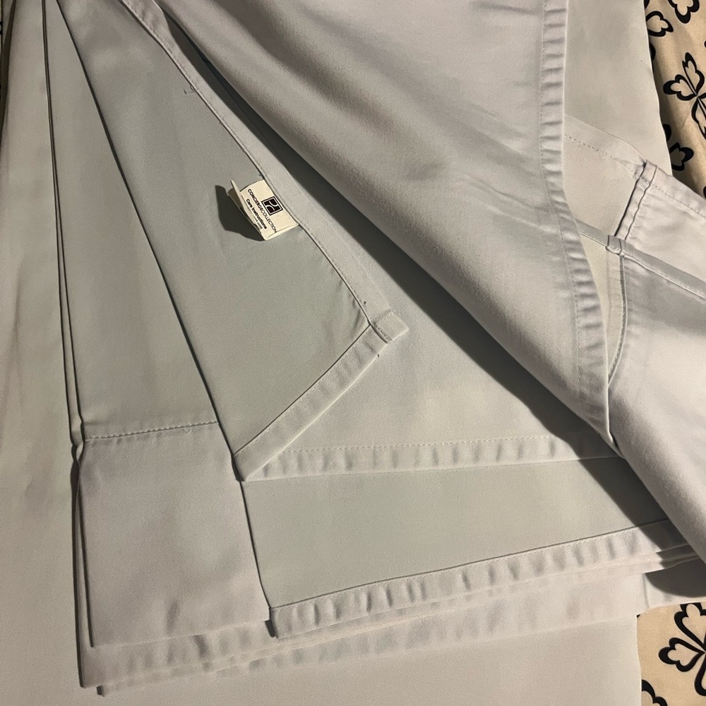 Concierge Elegant Light blue KS Bed Sheet Set/ Firm Price!